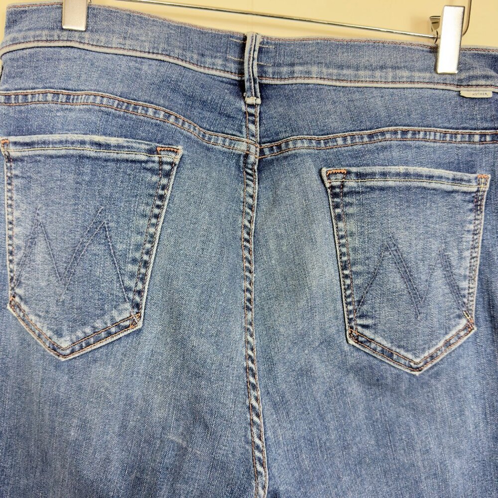 Mother The Weekender Fray Jeans Size 33 Medium Wash Denim Flared Leg Made In USA - Picture 7 of 13